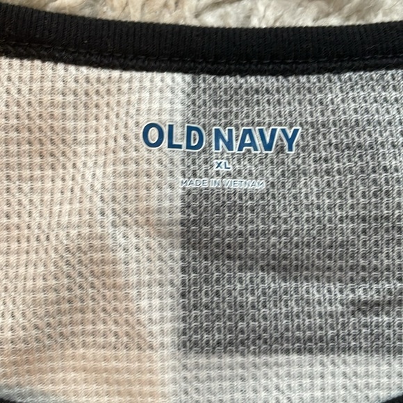 NWT Old navy buffalo plaid check L/S top, size XL - Picture 2 of 5